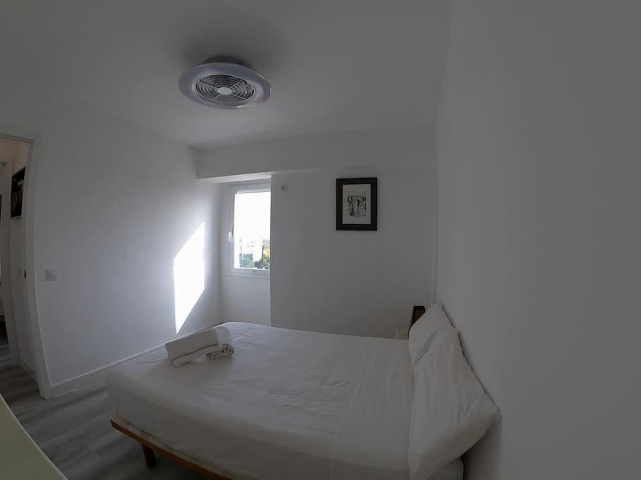 Roch - Stylish Apartment Near Metro Sevilla Eksteriør bilde