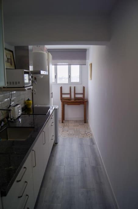 Roch - Stylish Apartment Near Metro Sevilla Eksteriør bilde