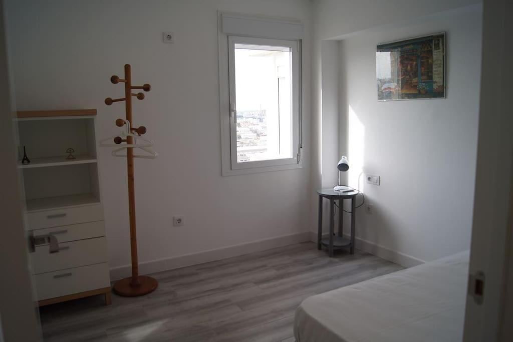 Roch - Stylish Apartment Near Metro Sevilla Eksteriør bilde